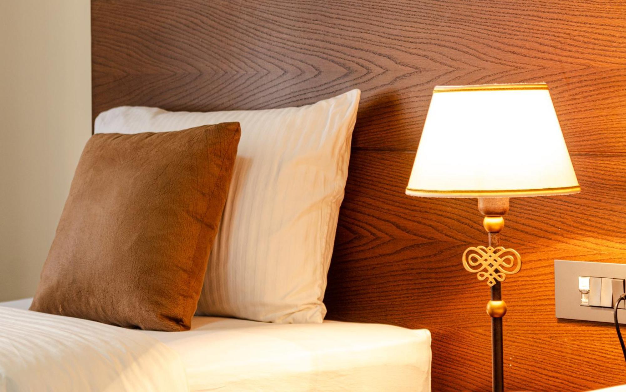 Britannia Suites Бейрут Экстерьер фото