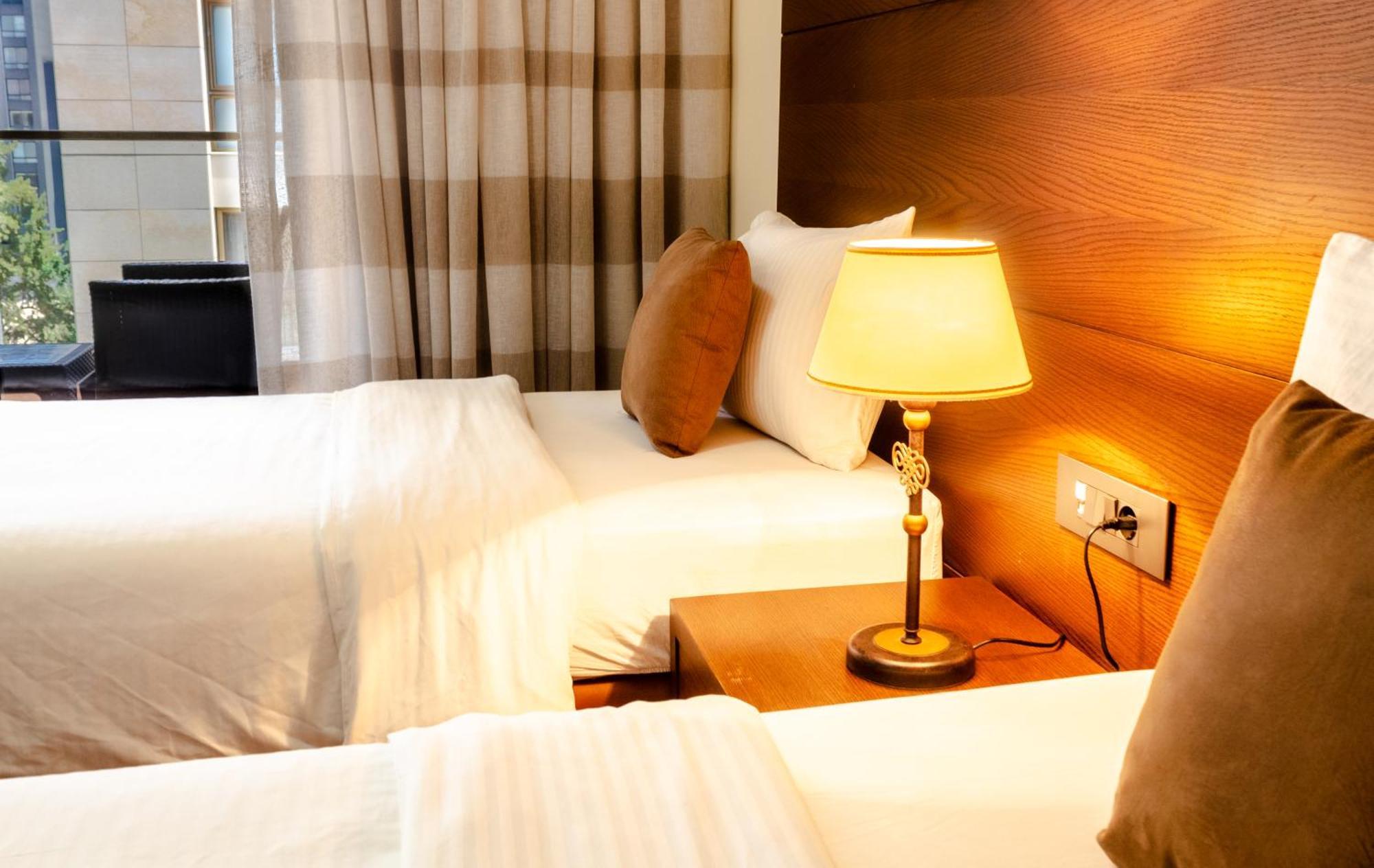 Britannia Suites Бейрут Экстерьер фото